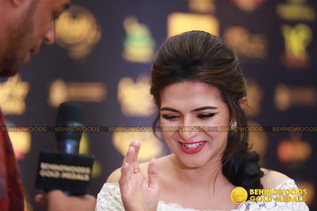 Behindwoods Gold Medals - Iconic Edition - The Red Carpet