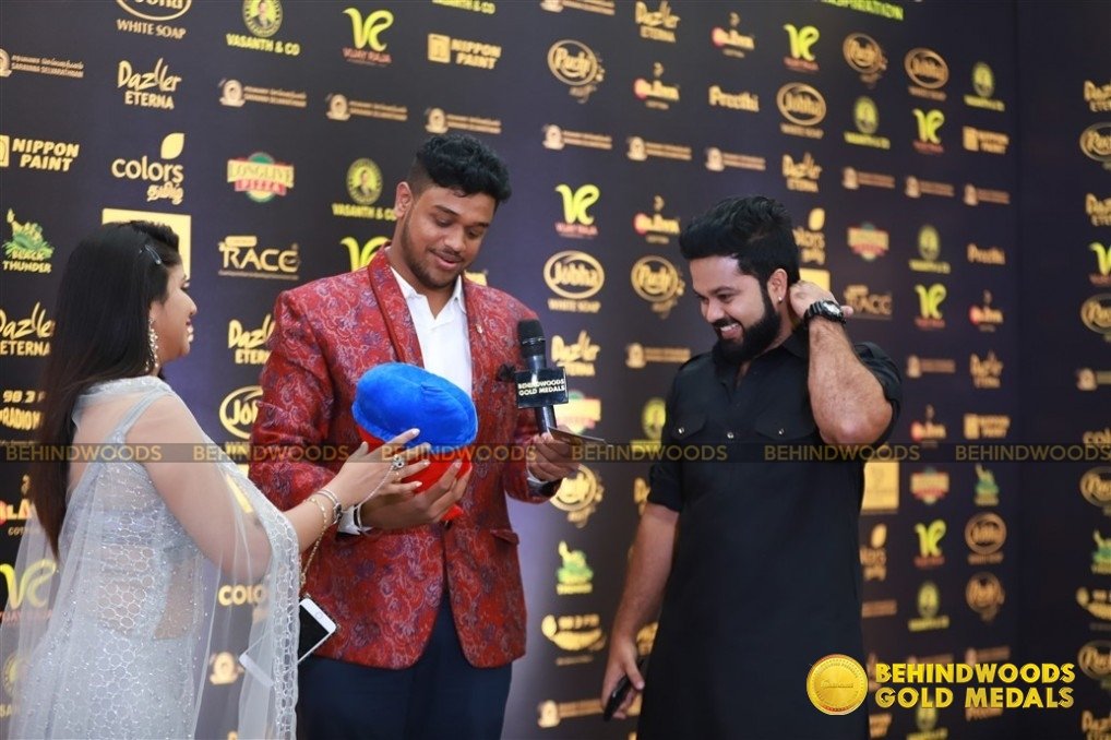 Behindwoods Gold Medals - Iconic Edition - The Red Carpet