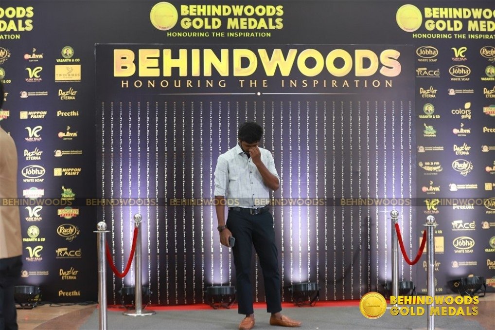 Behindwoods Gold Medals - Iconic Edition - The Red Carpet