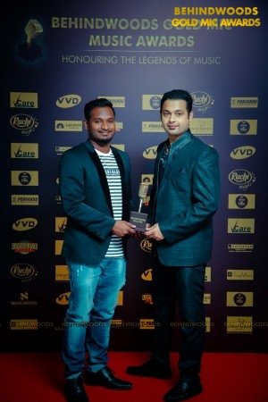 Behindwoods Gold Mic - The Red Carpet