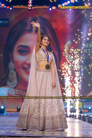 BEHINDWOODS GOLD MEDALS 2022 - AWARDING MOMENT PHOTOS