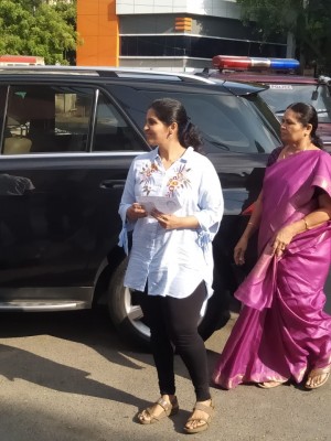 Celebrities Cast their Vote in Lok Sabha Election