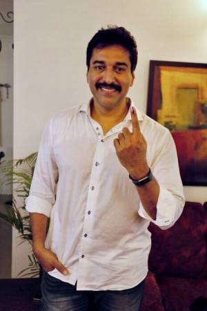 Celebrities Cast their Vote in Lok Sabha Election