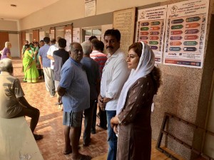 Celebrities Cast their Vote in Lok Sabha Election