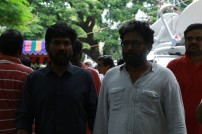 Tamil Cinema pays last respect to lyricist Na. Muthukumar