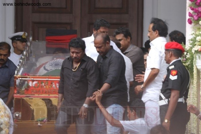 Karunanidhi death: Political leaders and Celebrities pay homage