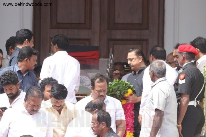 Karunanidhi death: Political leaders and Celebrities pay homage