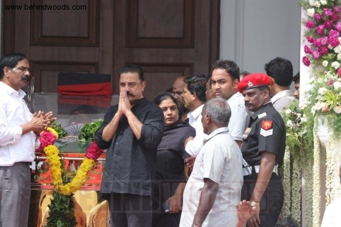 Karunanidhi death: Political leaders and Celebrities pay homage