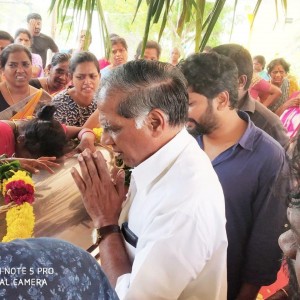 Kollywood stars pay condolences to Pa Ranjith's father