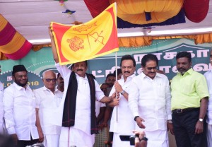 MK Stalin flags off Vaiko's rally against Neutrino