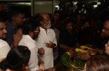 Celebrities Pay Homage to MSV