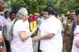 Celebrities Pay Homage to MSV