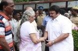 Celebrities Pay Homage to MSV