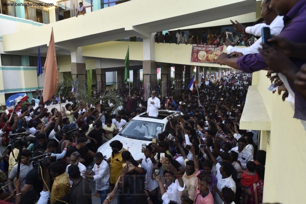 Rajinikanth Unveiled MGR's Statue at the Dr MGR Educational and Research Institute