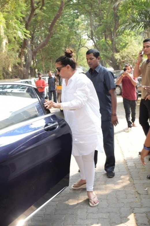 Sridevi's final journey -  funeral