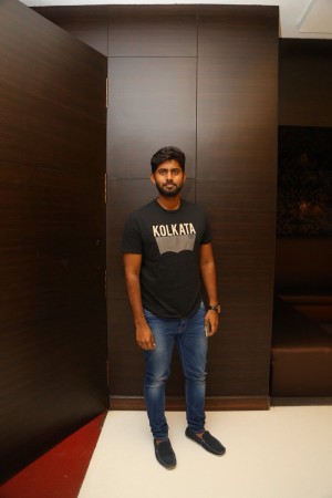 Tamizh padam 2 movie premiere 