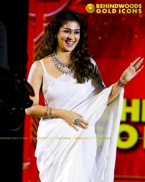 THE BEHINDWOODS GOLD ICONS - CANDID MOMENTS SET 1