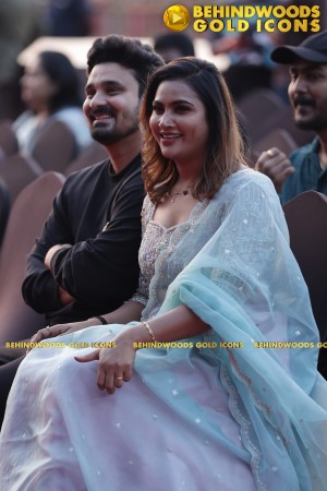 THE BEHINDWOODS GOLD ICONS - CANDID MOMENTS SET 3