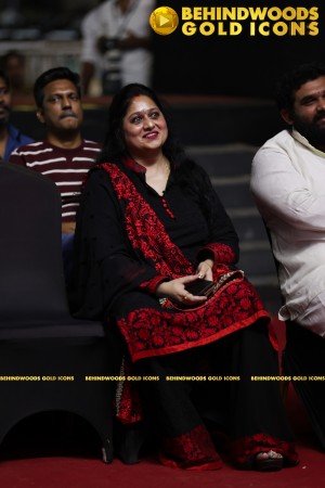 THE BEHINDWOODS GOLD ICONS - CANDID MOMENTS SET 3