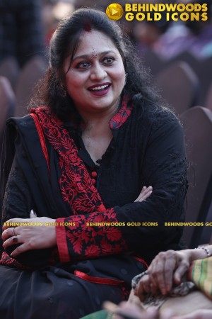 THE BEHINDWOODS GOLD ICONS - CANDID MOMENTS SET 3