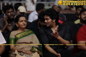 THE BEHINDWOODS GOLD ICONS - CANDID MOMENTS SET 3