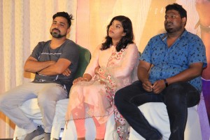 Natpuna Ennanu Theriyuma (aka) Natpuna Ennannu Theriyumaa