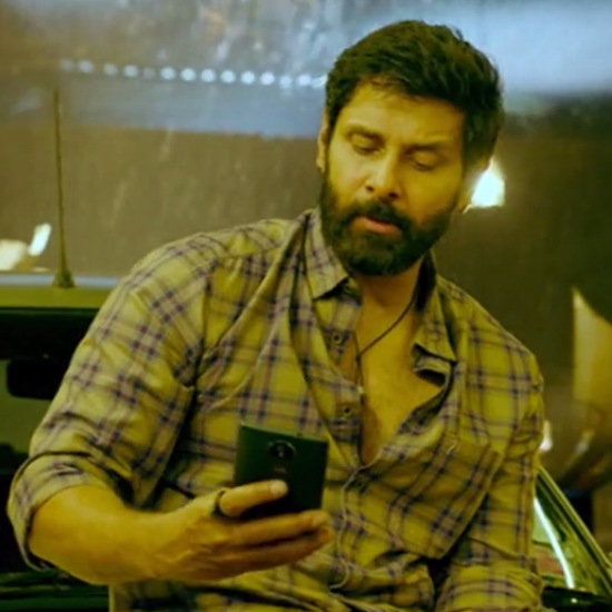 Sketch Vikram Uses A Moto Mobile Phone Brands Used By