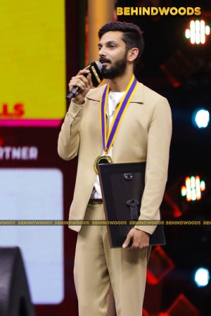 Anirudh Ravichander (aka) Anirudh