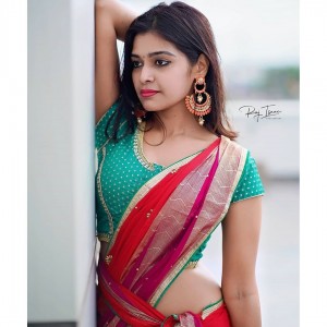 Dharsha Gupta (aka) Dharsha