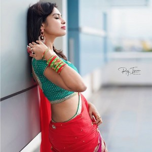 Dharsha Gupta (aka) Dharsha