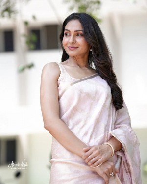 Andrea Jeremiah (aka) Actress Andrea