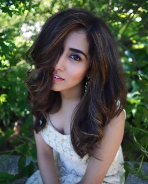 Jonita Gandhi (aka) Jonitaa Gandhi