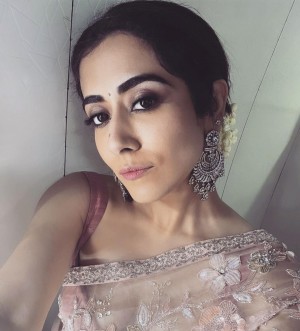 Jonita Gandhi (aka) Jonitaa Gandhi