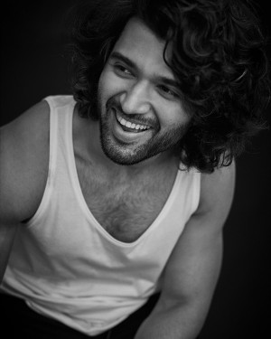 Vijay Devarakonda (aka) VijayDevarakonda