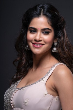 Aaditi Pohankar (aka) Aaditi Pohankarr