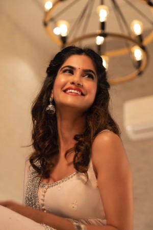 Aaditi Pohankar (aka) Aaditi Pohankarr