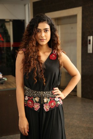 Aakanksha Singh (aka) Aakankshaa Singh