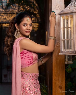 Aishwarya Dutta (aka) AishwaryaDutta