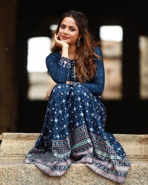 Aishwarya Dutta (aka) AishwaryaDutta