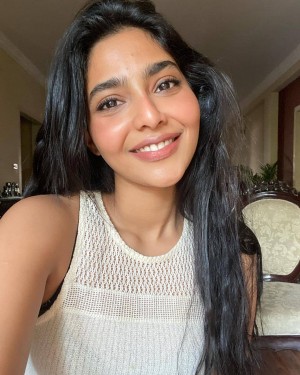 Aishwarya Lekshmi (aka) Aishwarya Lakshmi