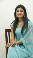 Anandhi (aka) Anandhii