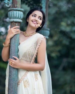 Anupama Parameswaran (aka) Anupama