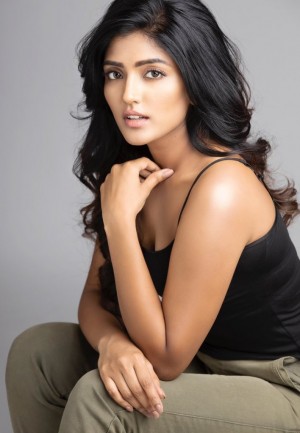 Eesha Rebba (aka) Eesha