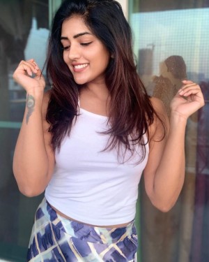 Eesha Rebba (aka) Eesha