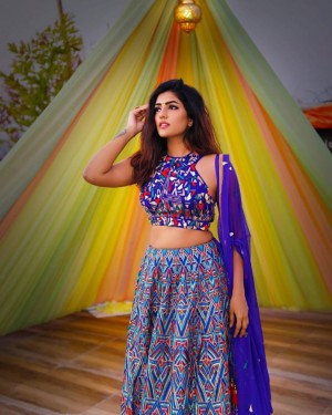 Eesha Rebba (aka) Eesha