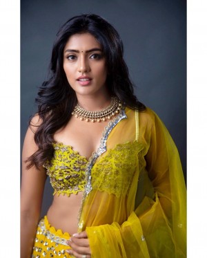 Eesha Rebba (aka) Eesha