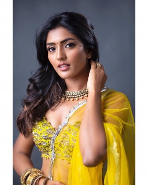 Eesha Rebba (aka) Eesha