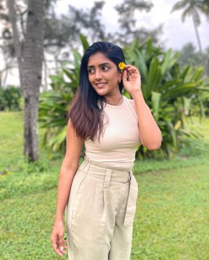 Eesha Rebba (aka) Eesha