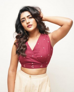 Eesha Rebba (aka) Eesha