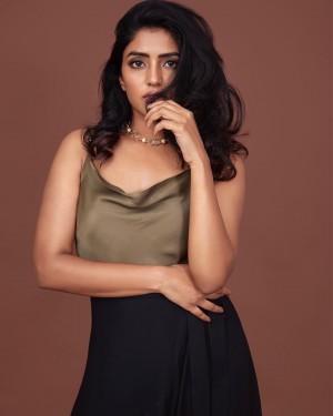 Eesha Rebba (aka) Eesha